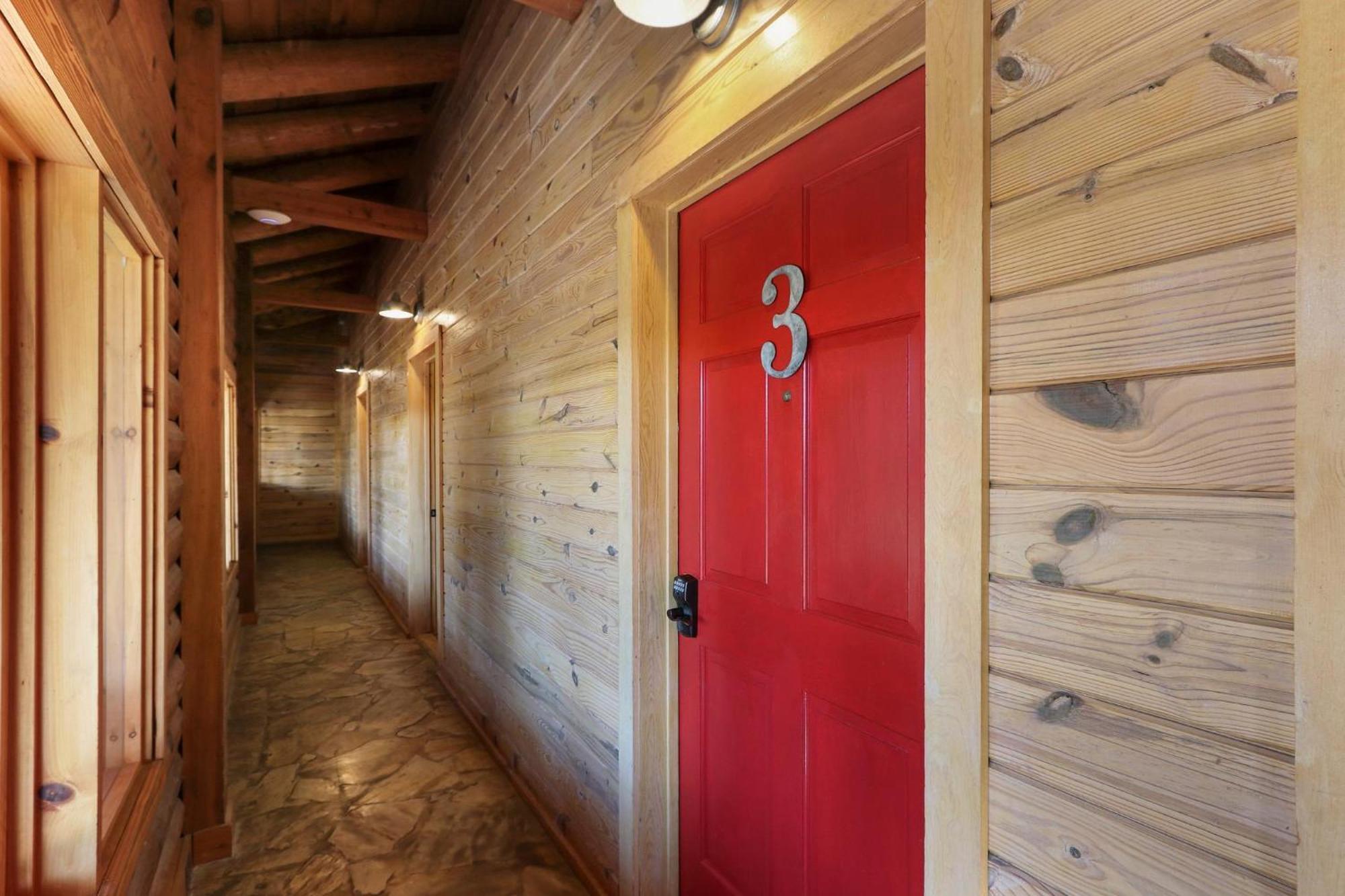 Wimberley Log Cabins Resort And Suites- Unit 3 外观 照片